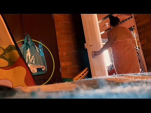 ❤️ मेरो काका मलाई नुहाउने क्रममा पछ्याउँछन्, म नुहाउँदा उहाँले मलाई चुदाउनुहुन्छ। गुदा भिडियो ne.hqpornvideos.ru मा  ❌️